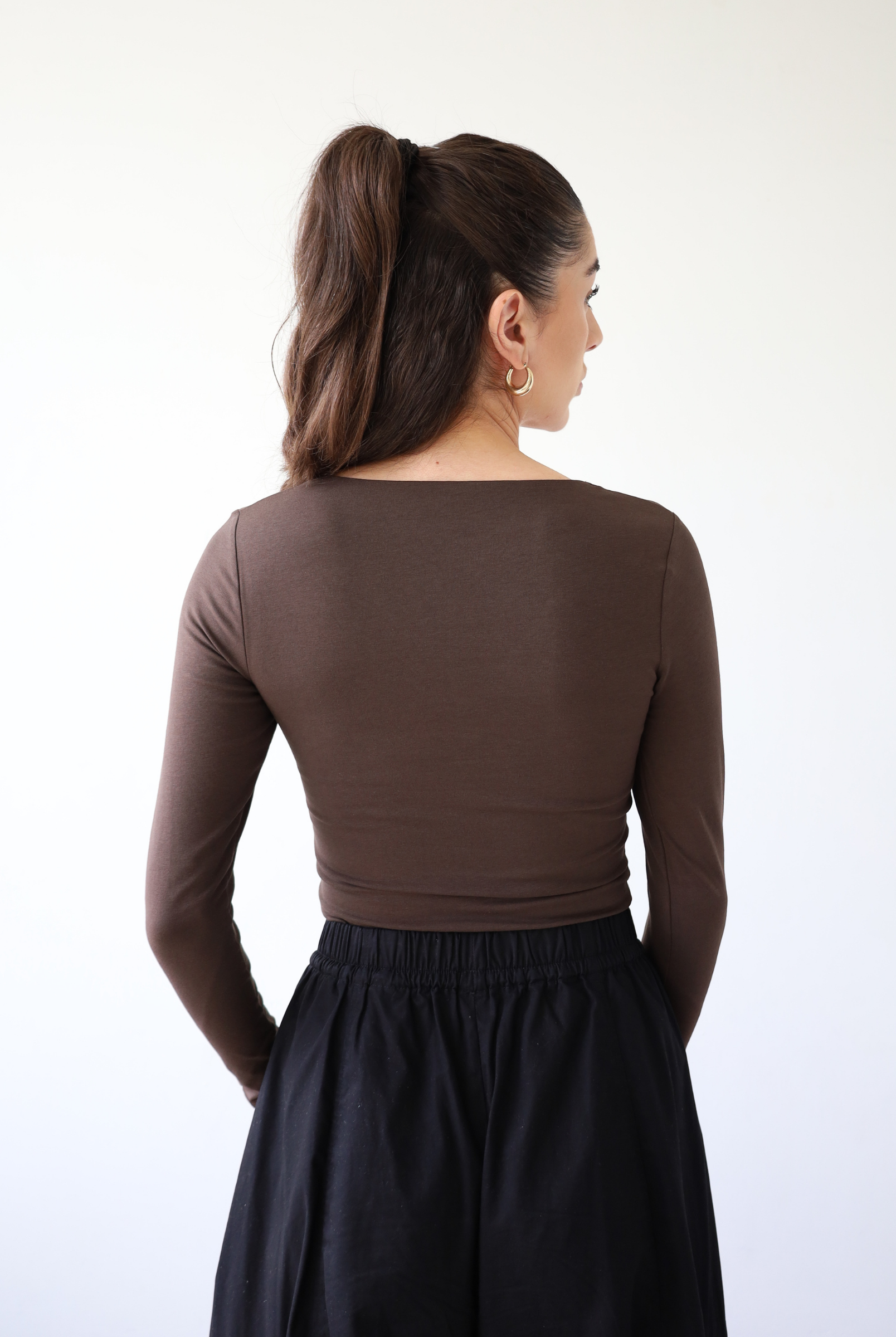 Organic cotton long sleeve v-neck t-shirt, dark brown, back