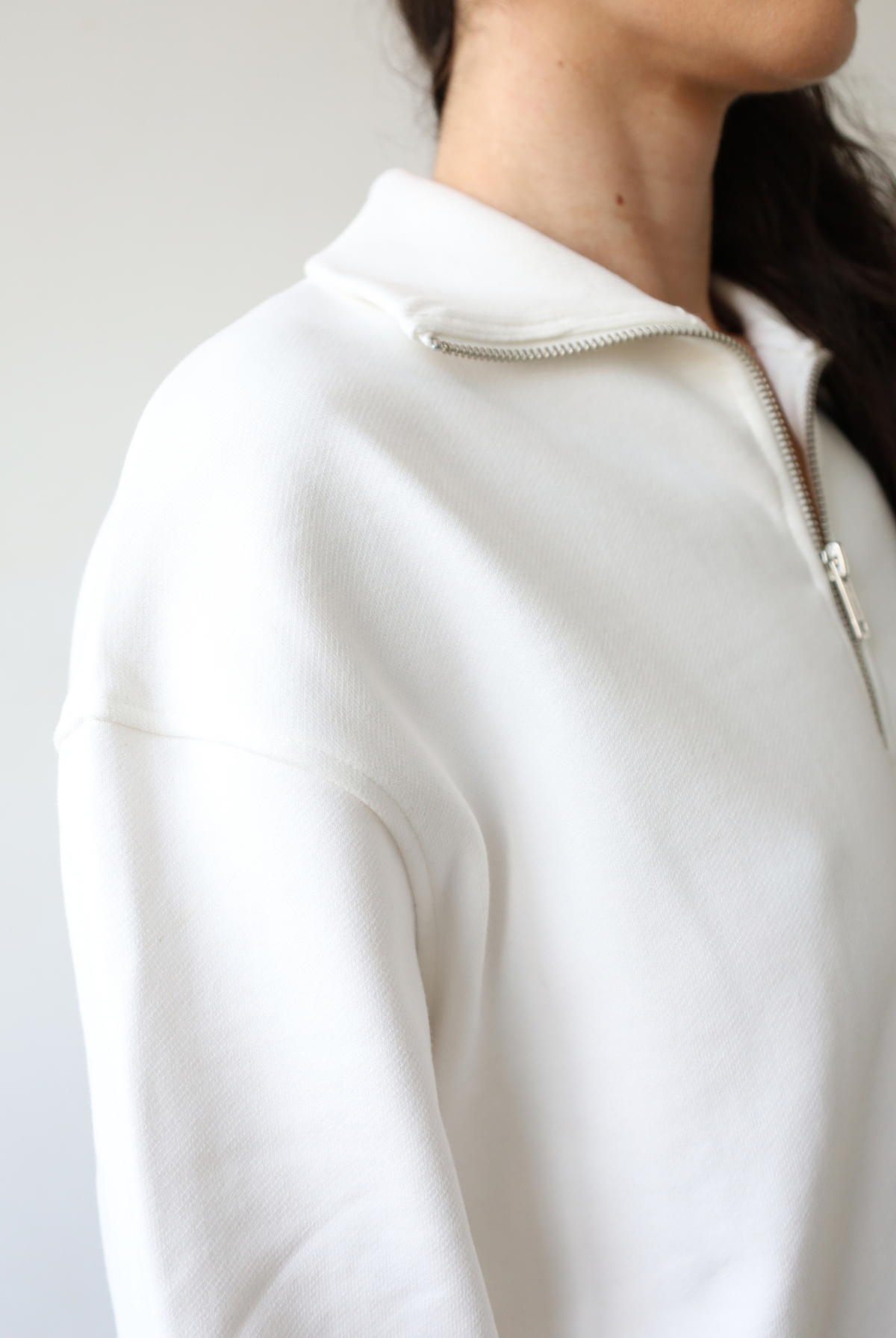 Organic cotton quarter-zip sweatshirt, white, neck detail