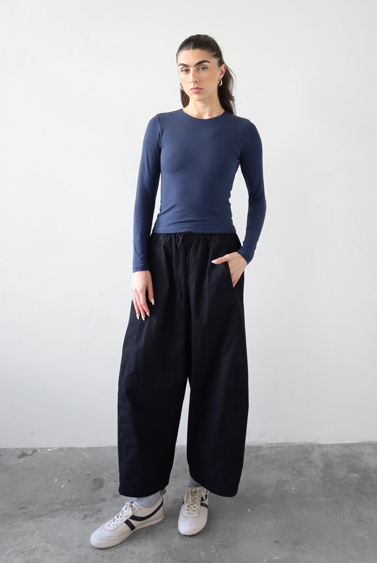 organic cotton long sleeve crew neck t-shirt, navy blue, front