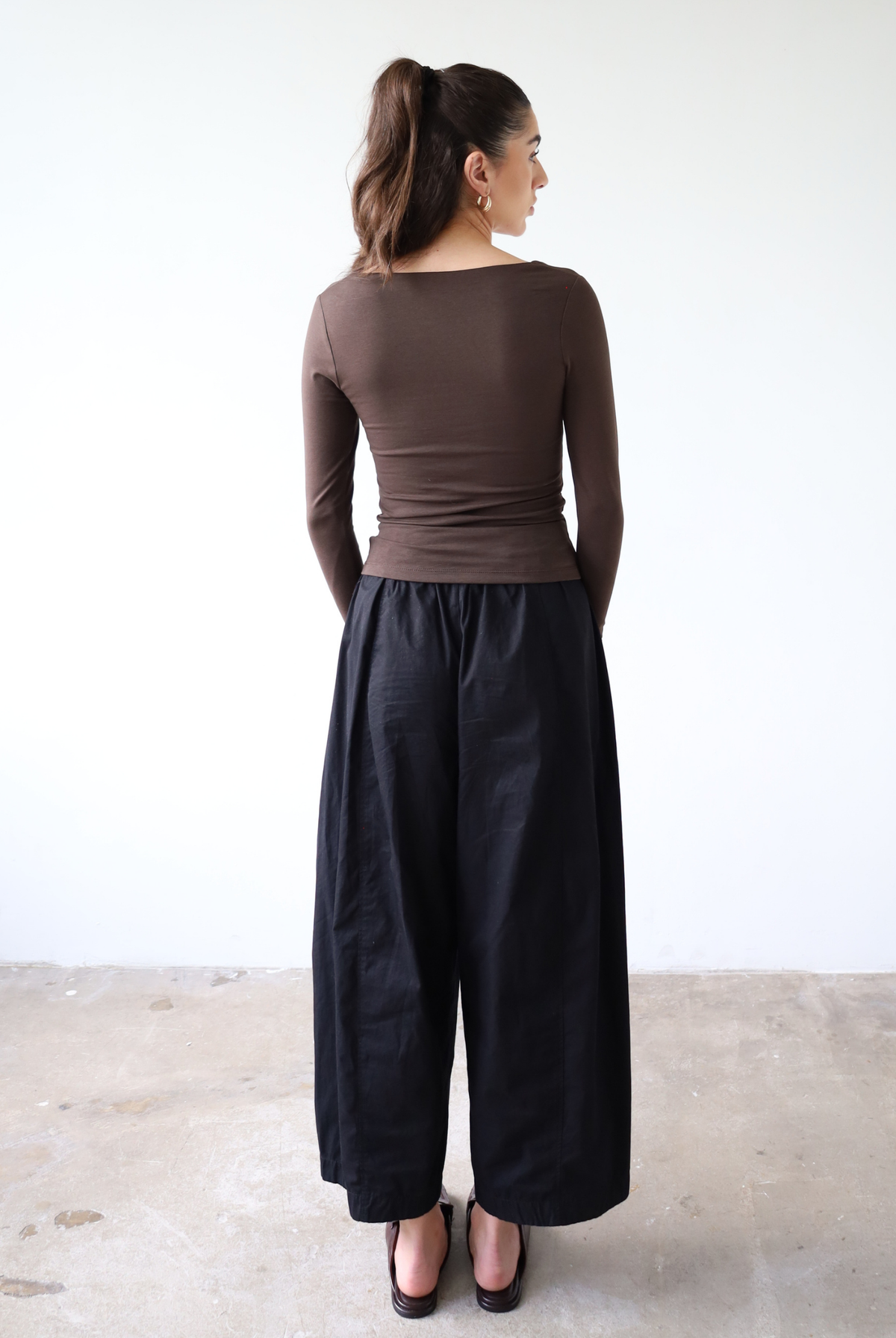 Organic Cotton square neck long sleeve t-shirt, dark brown, back