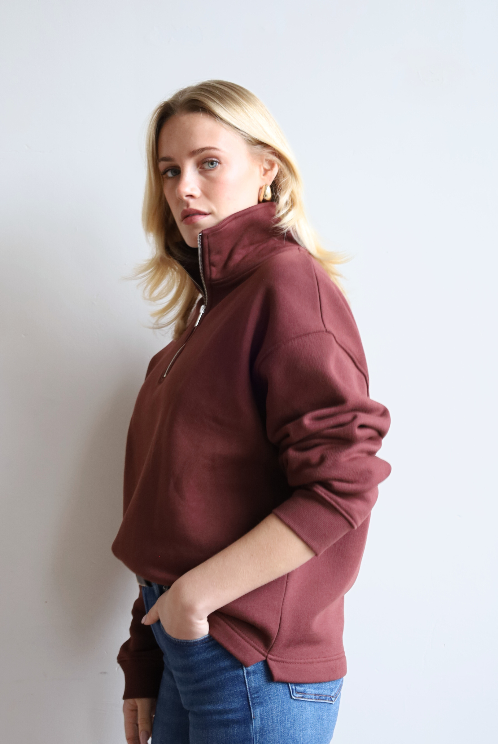 Organic cotton quarter zip sweatshirt, burgundy, side