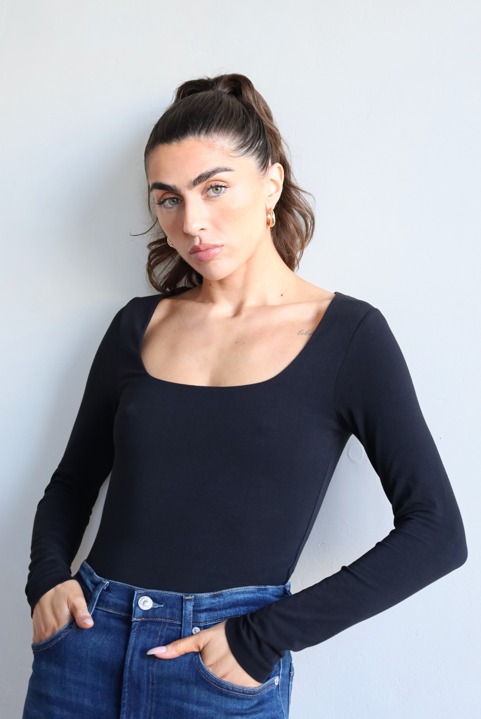 Organic cotton women's square neck long sleeve t-shirt - front