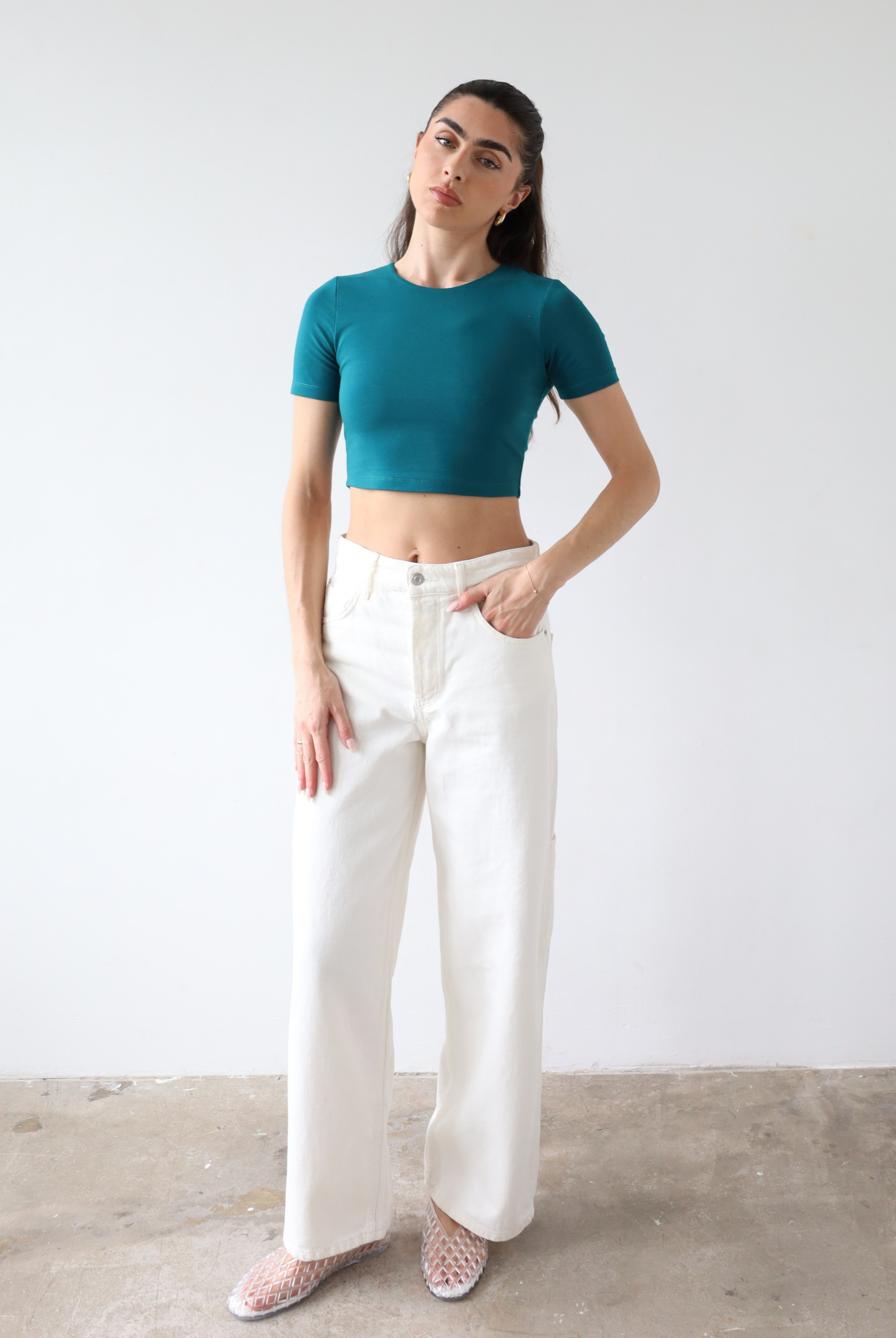 Organic cotton cropped teal crew neck t-shirt, front