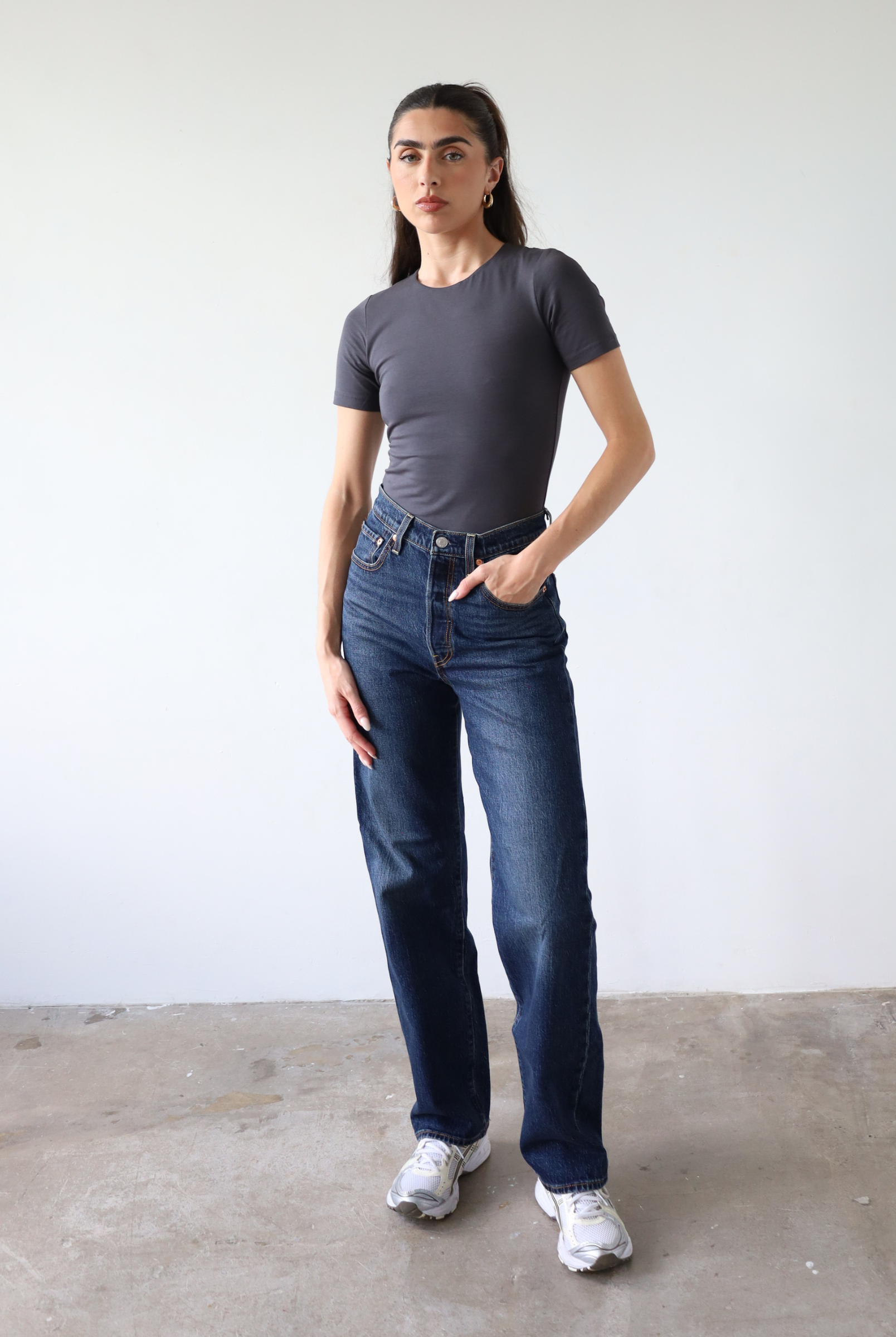 organic cotton short sleeve crew t-shirt, charcoal grey, front