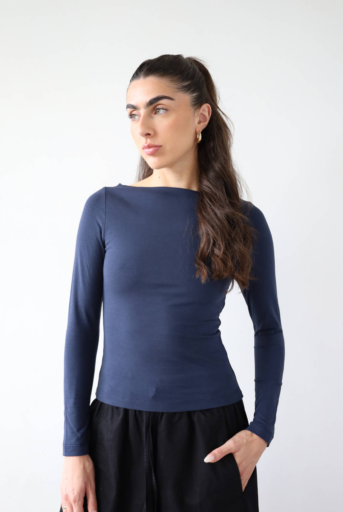organic cotton long sleeve boat-neck t-shirt, navy blue, front