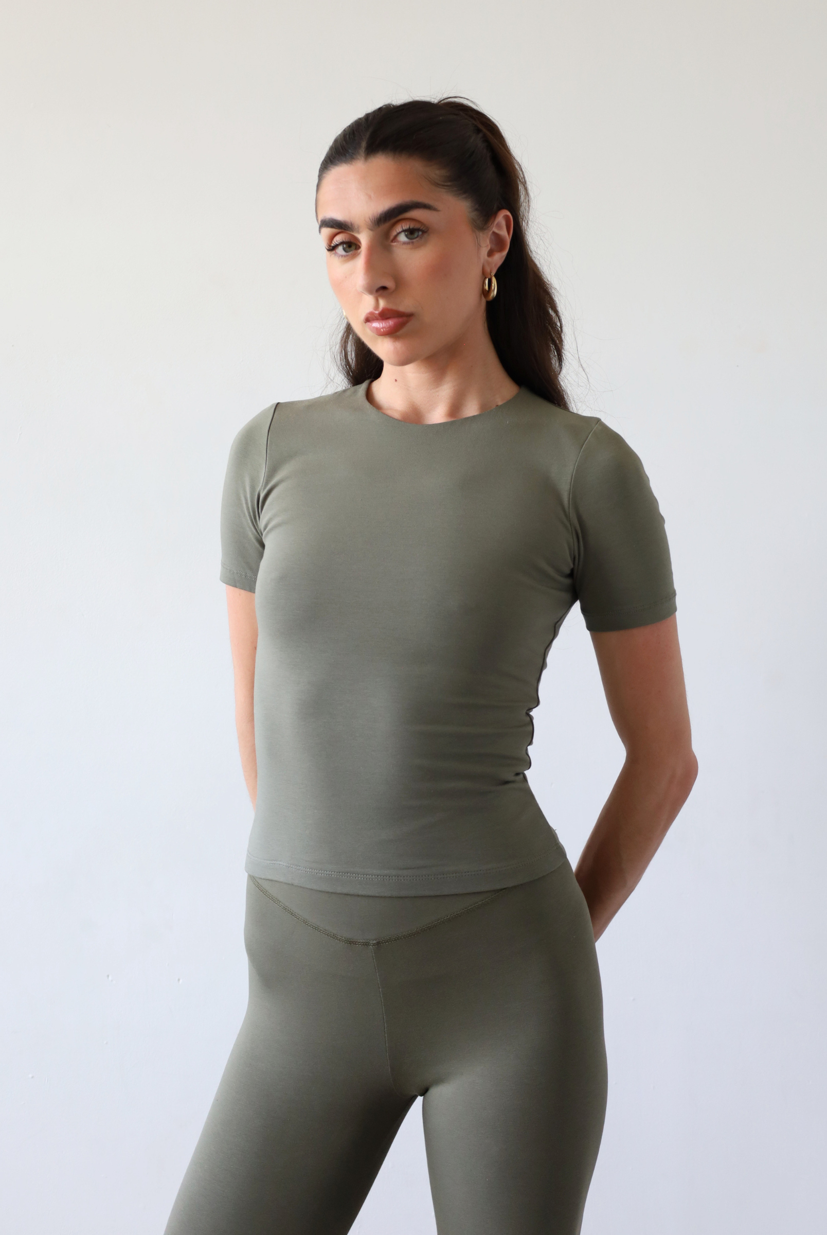 Organic cotton short sleeve crew neck t-shirt, olive green, front