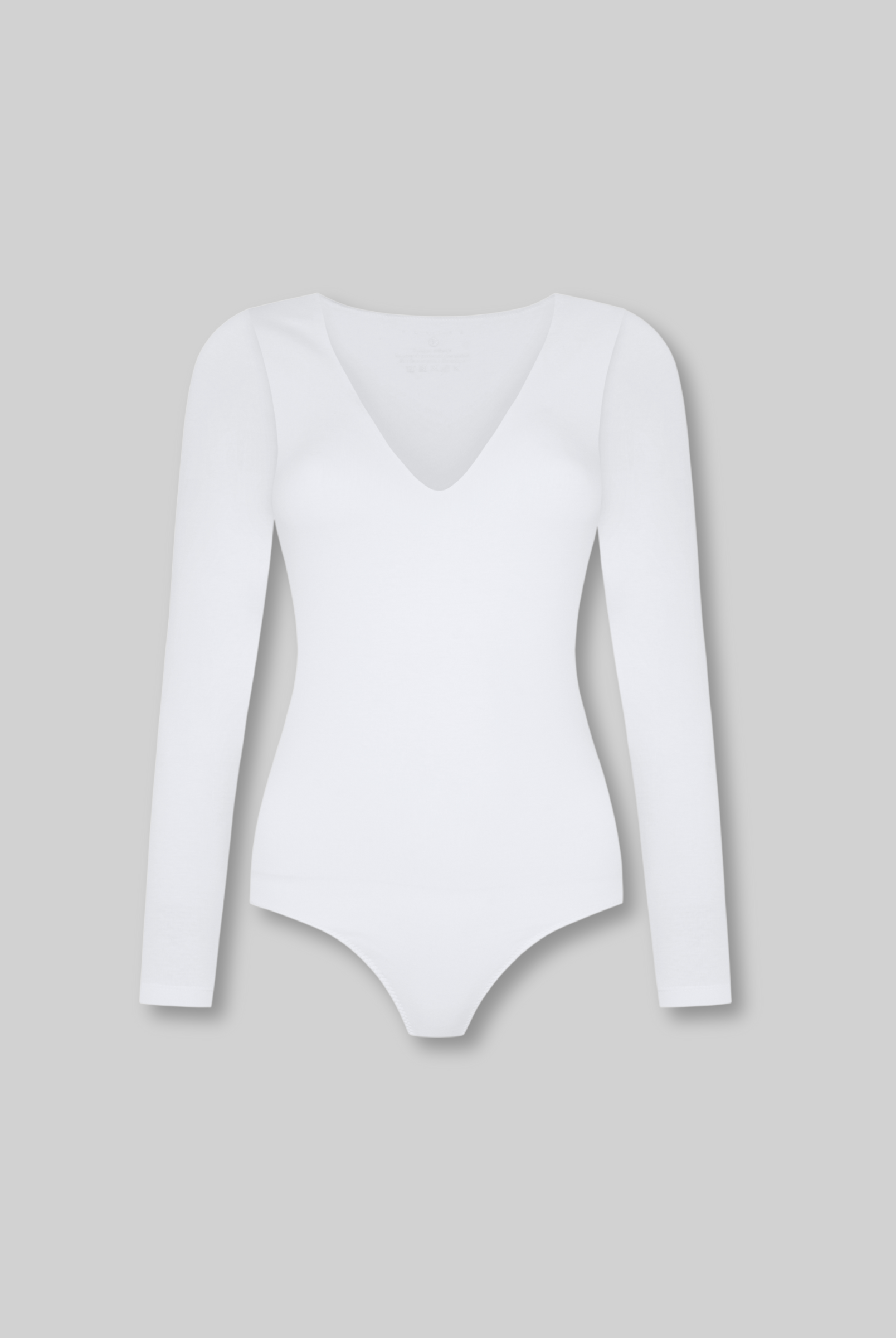 cutout of white organic cotton v-neck long sleeve bodysuit