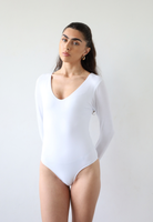 Organic cotton long sleeve v-neck bodysuit, white, front 