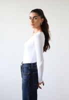Organic cotton long sleeve v-neck bodysuit, white, side 