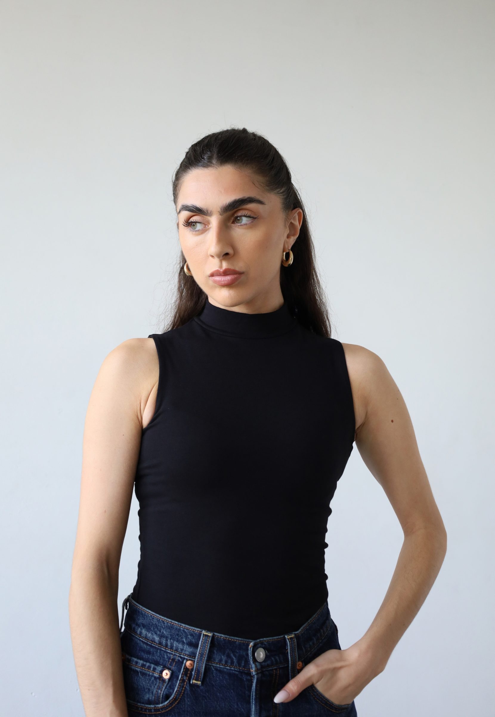 Organic cotton sleeveless turtleneck top, black, front 
