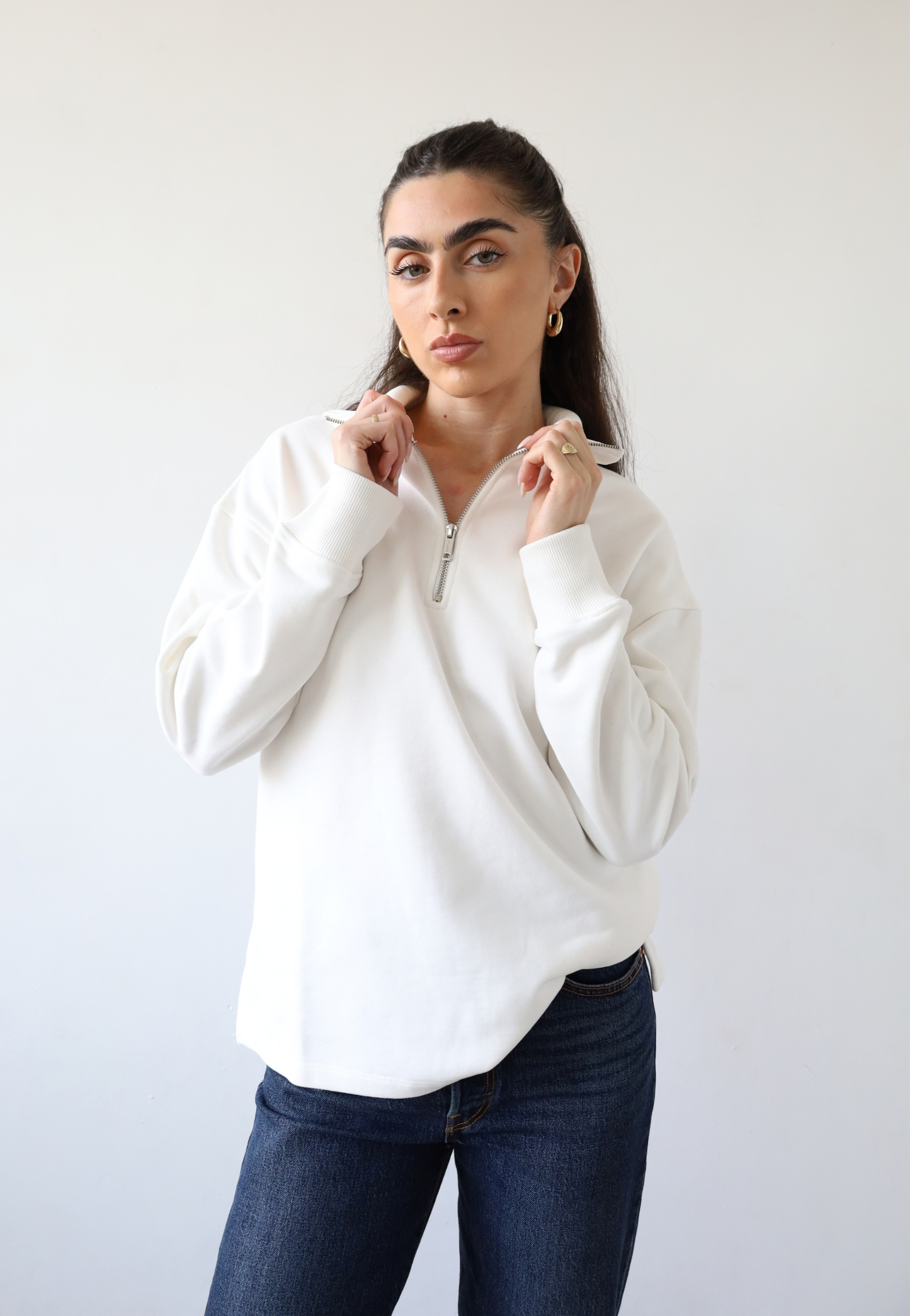 Organic cotton quarter-zip sweatshirt, white, front 