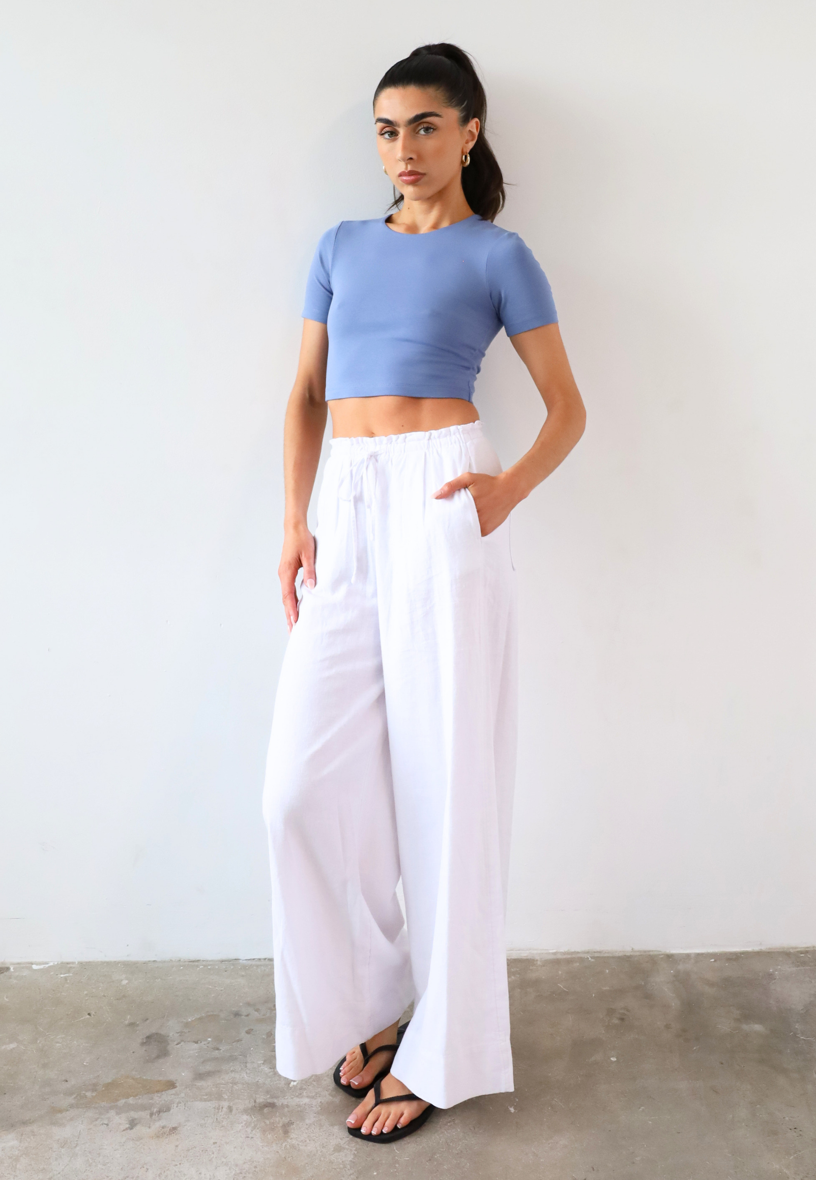 Organic cotton cropped crew neck t-shirt, light blue, front