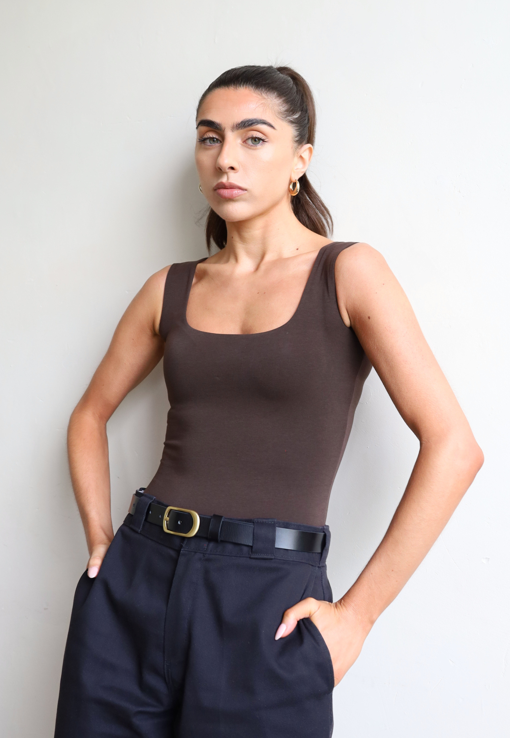Womens organic cotton square neck sleeveless bodysuit, Brown