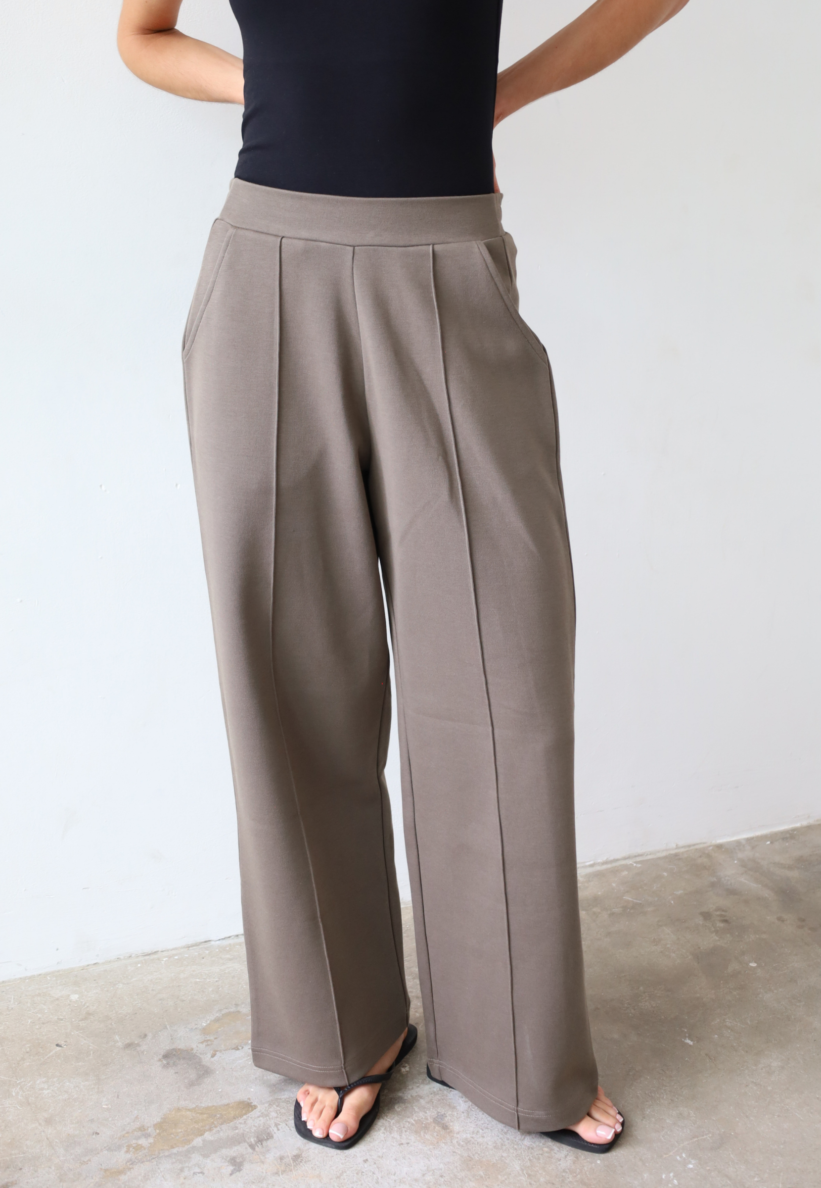 Womens wide Leg Trousers, Light Brown, Front