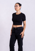 Black cropped t-shirt 