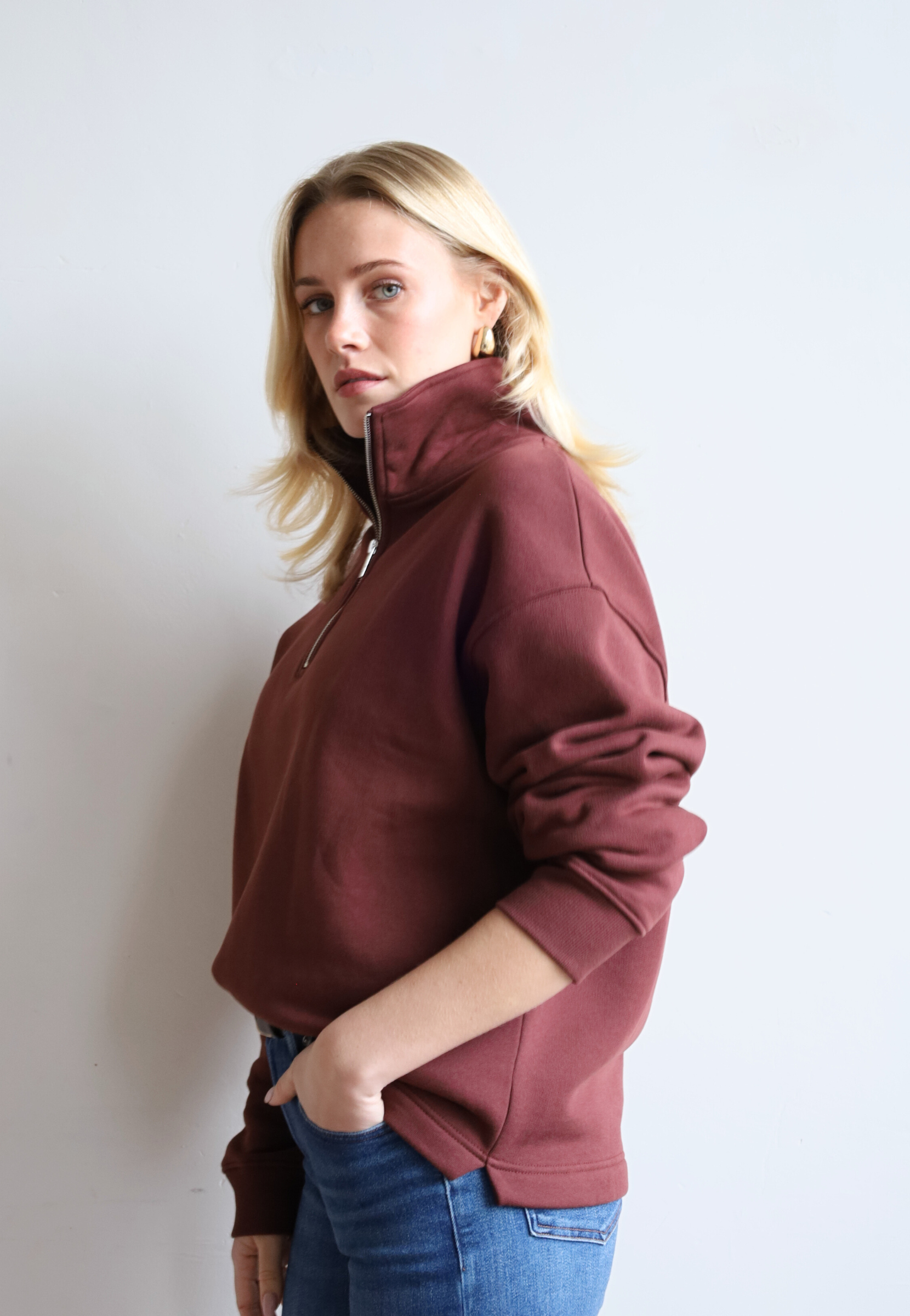Organic cotton quarter zip sweatshirt, burgundy, side