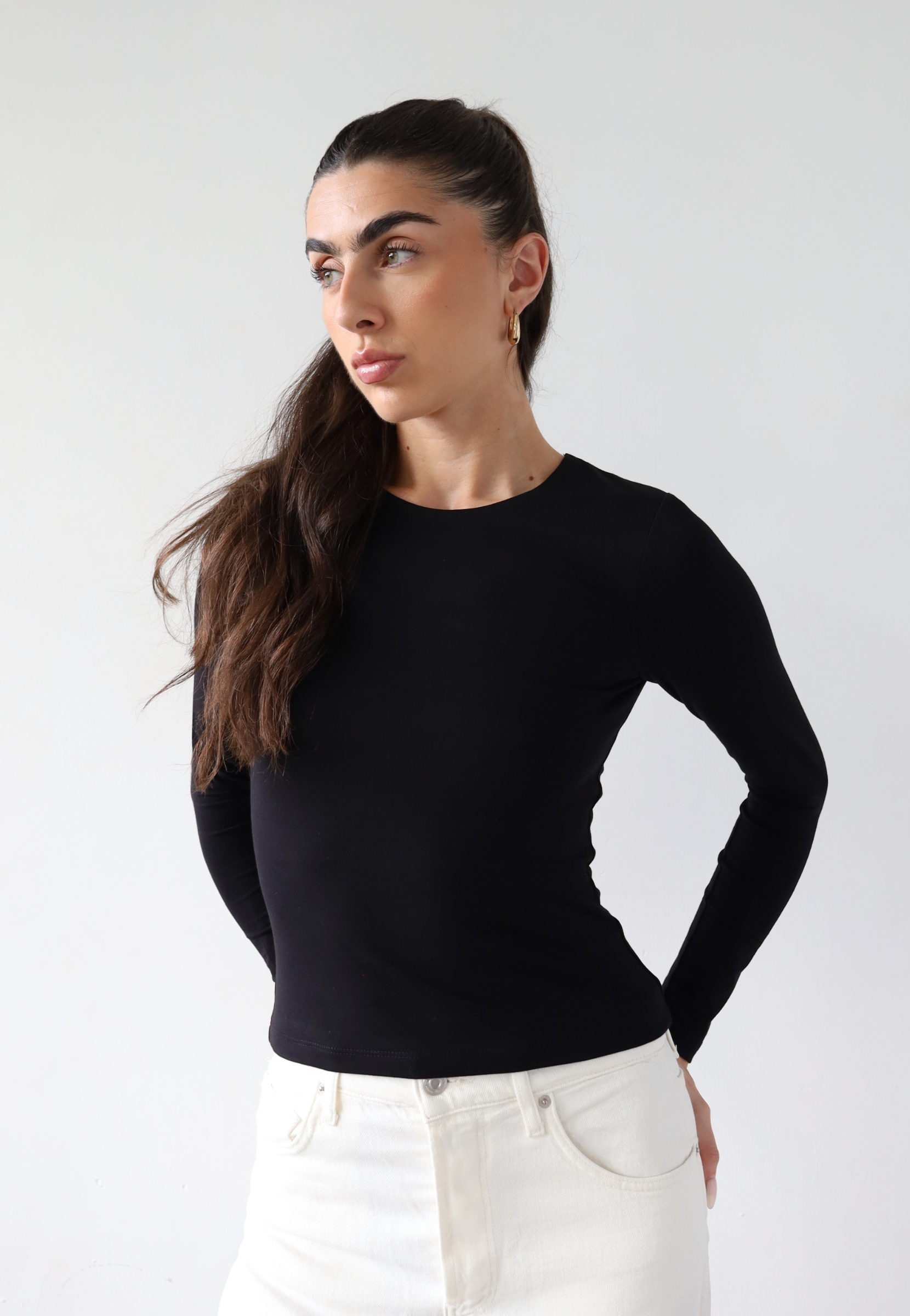 organic cotton long sleeve crew neck t-shirt, black, front