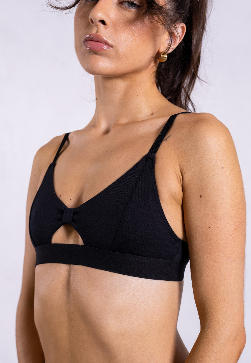 Wireless bralette black