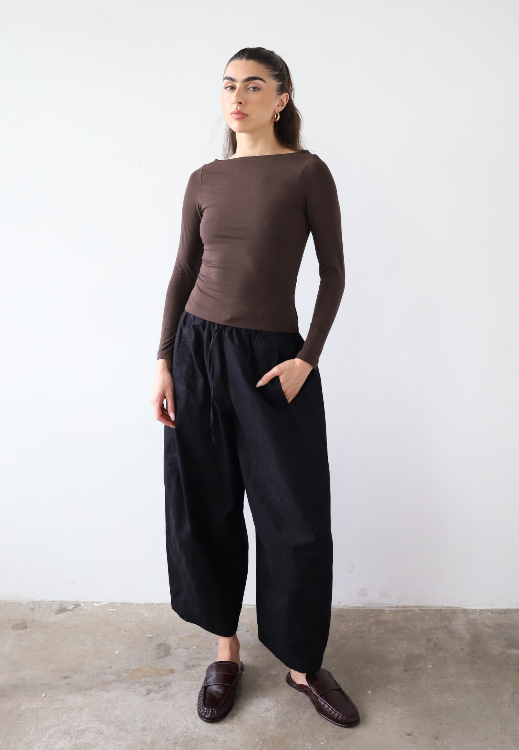 Organic cotton long sleeve boat-neck t-shirt, dark brown, front
