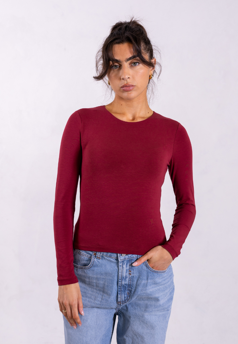 ruby wine organic cotton long-sleeve crew neck t-shirt 