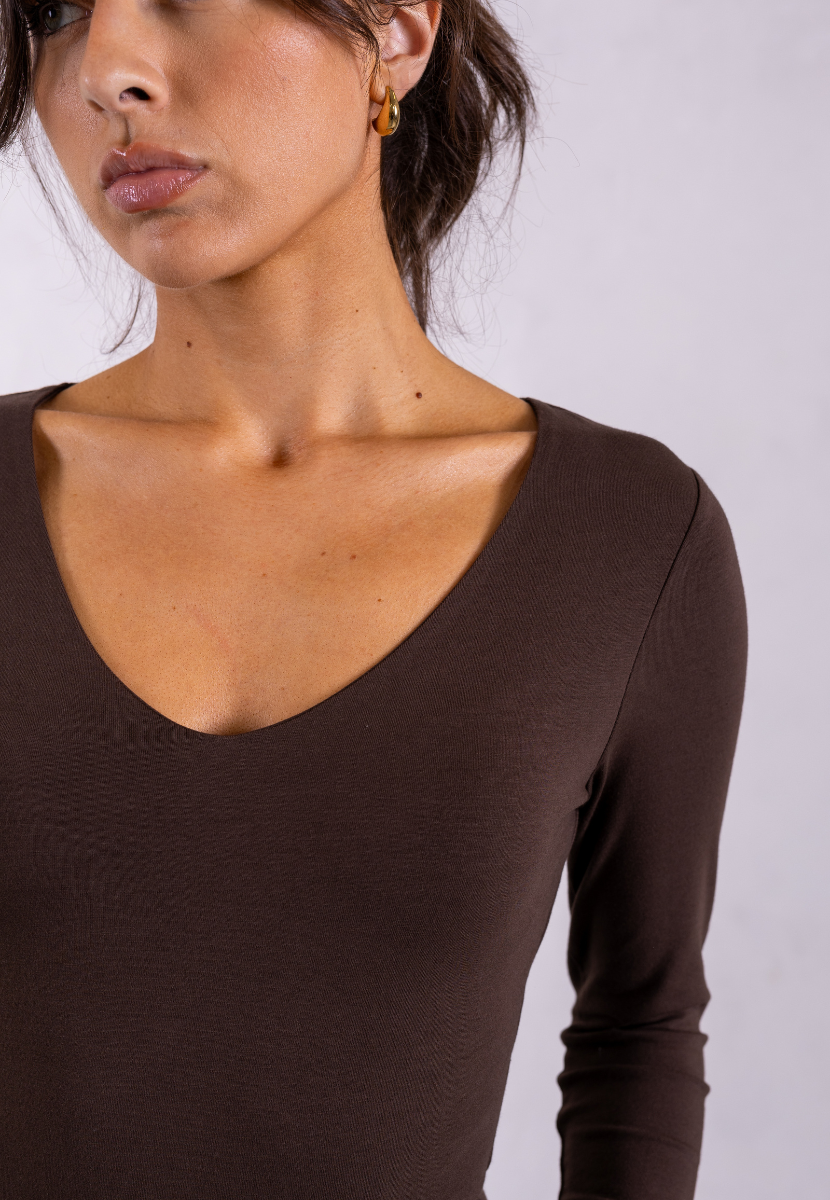 brown organic cotton v-neck long sleeve t-shirt