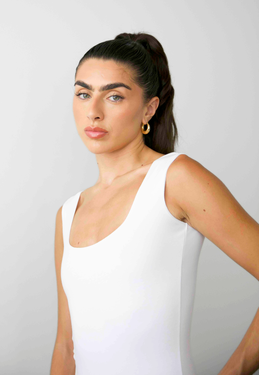 Square Neck Sleeveless bodysuit, White, Neck line 