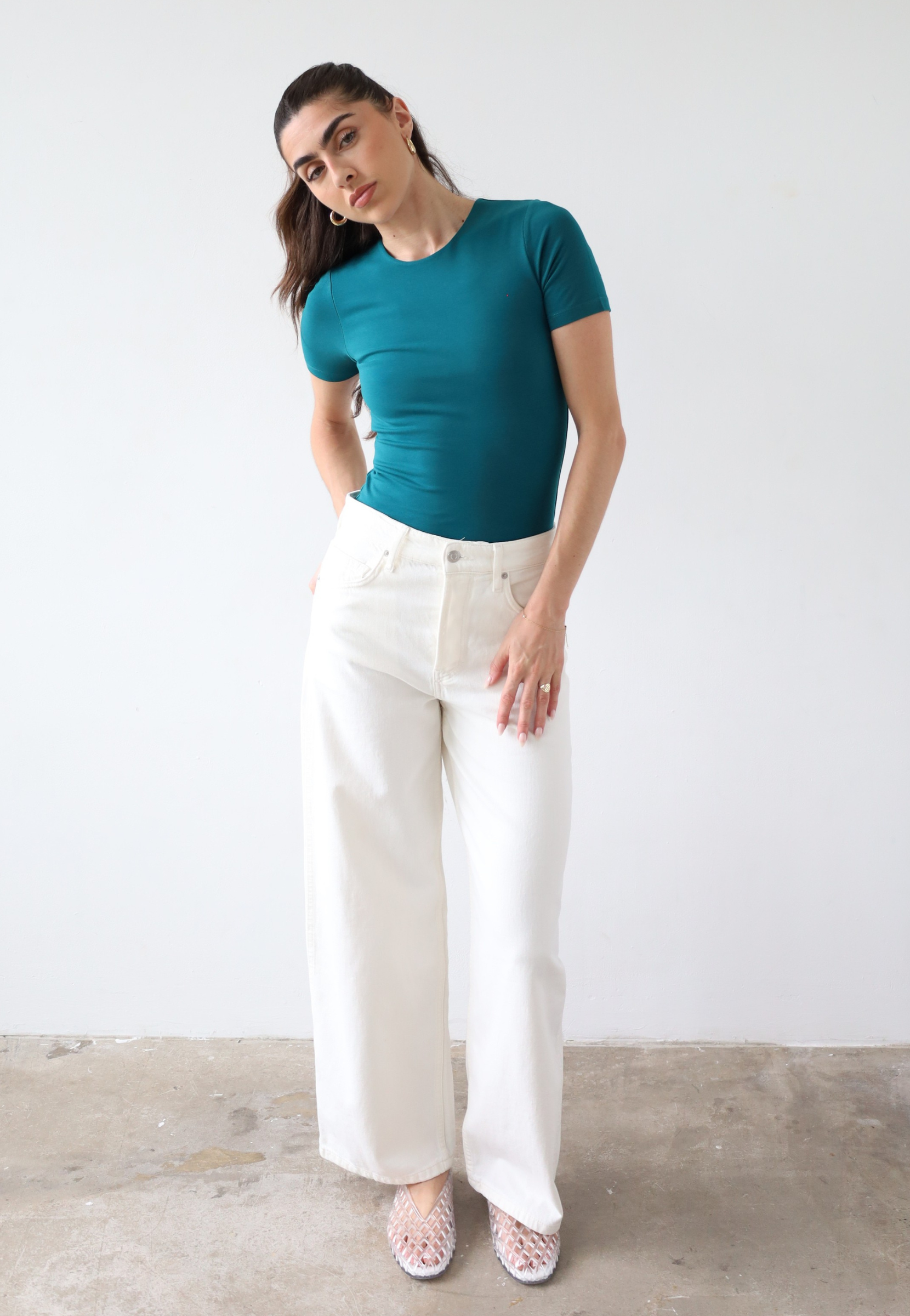 Organic cotton teal crew neck t-shirt, front
