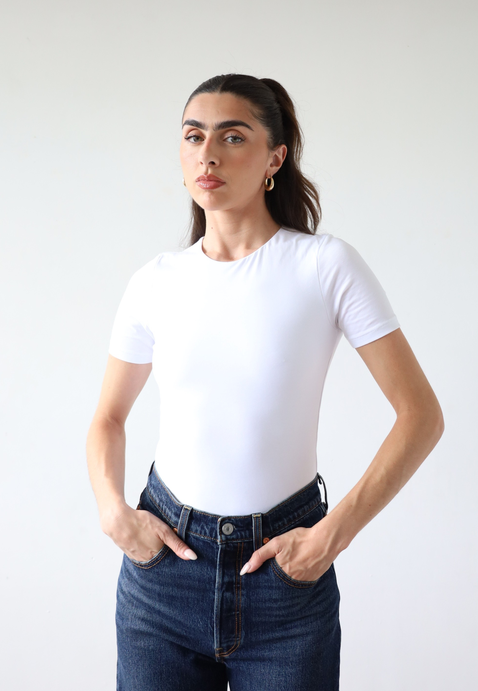Organic cotton white crew neck short sleeve t-shirt, front